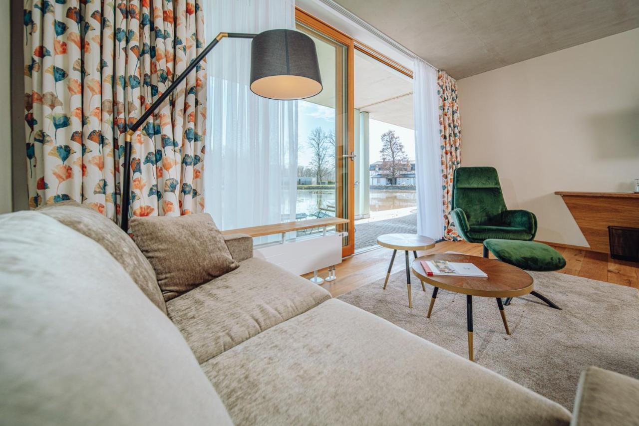 Palac Pakoszow Schlosshotel Wernersdorf 옐레니아구라 외부 사진 A suite at the Hotel