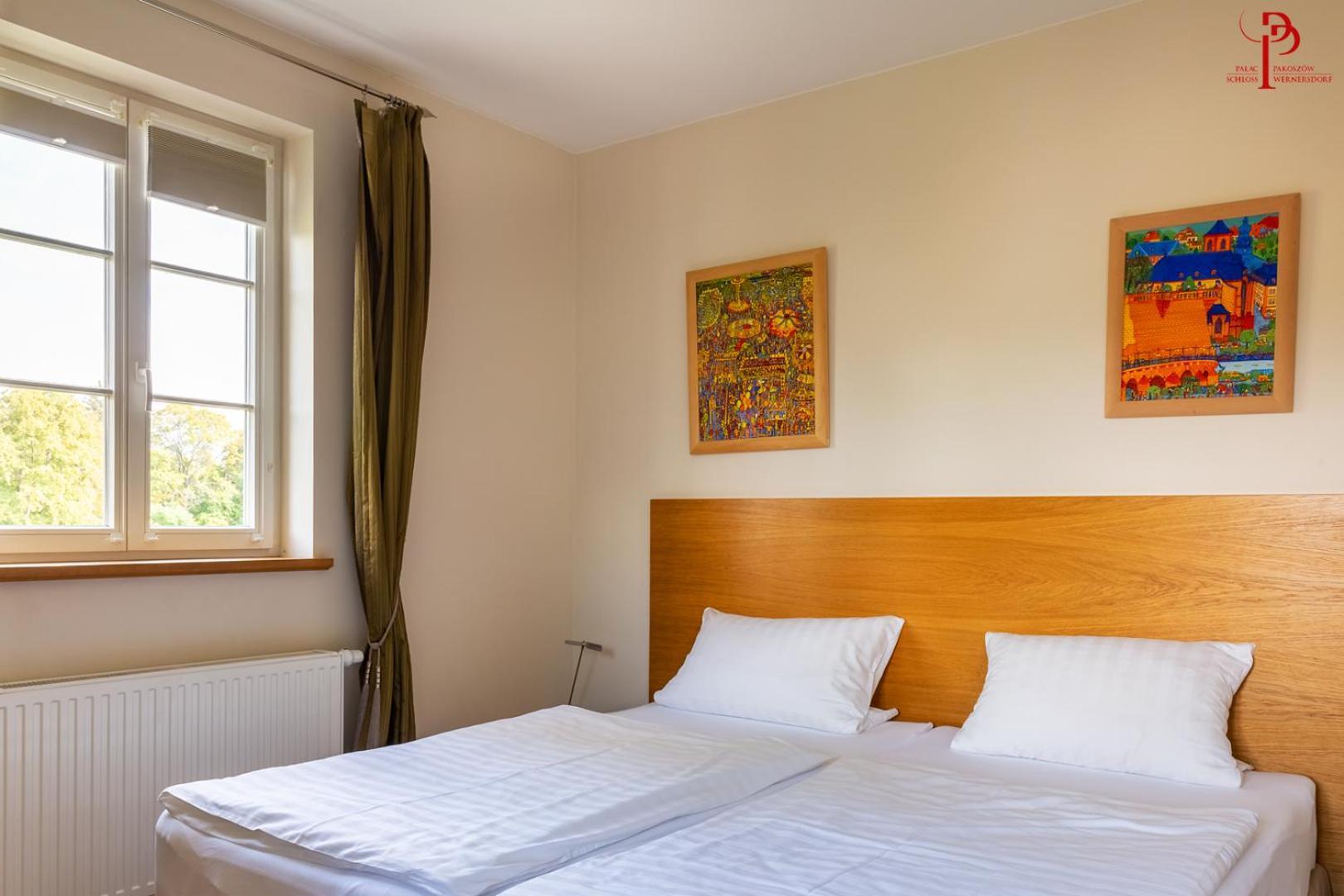 Palac Pakoszow Schlosshotel Wernersdorf 옐레니아구라 외부 사진 A guest room at the International House